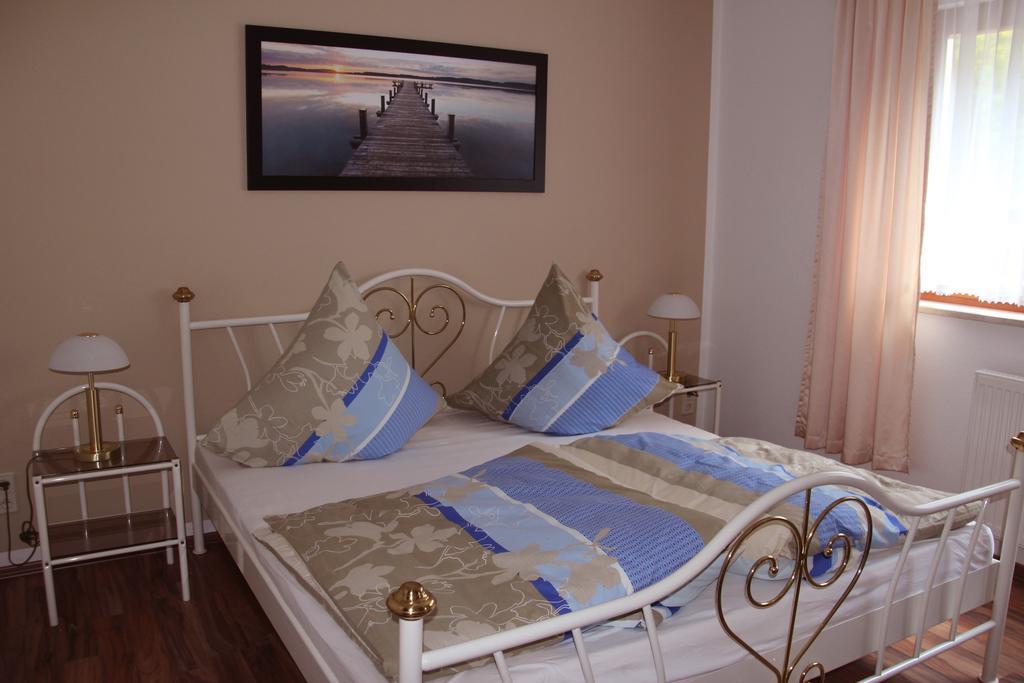 Hormersdorf  Ferienwohnung Am Kieferberg חדר תמונה