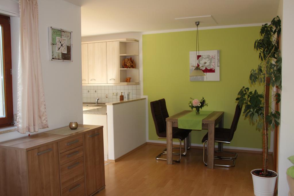Hormersdorf  Ferienwohnung Am Kieferberg חדר תמונה