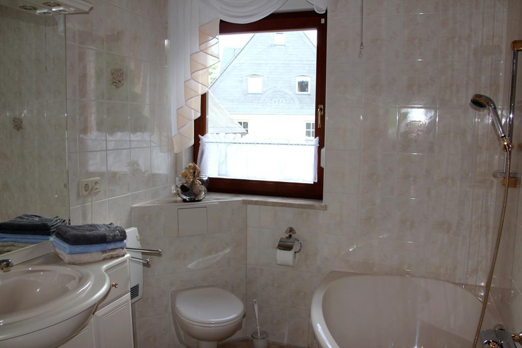 Hormersdorf  Ferienwohnung Am Kieferberg מראה חיצוני תמונה